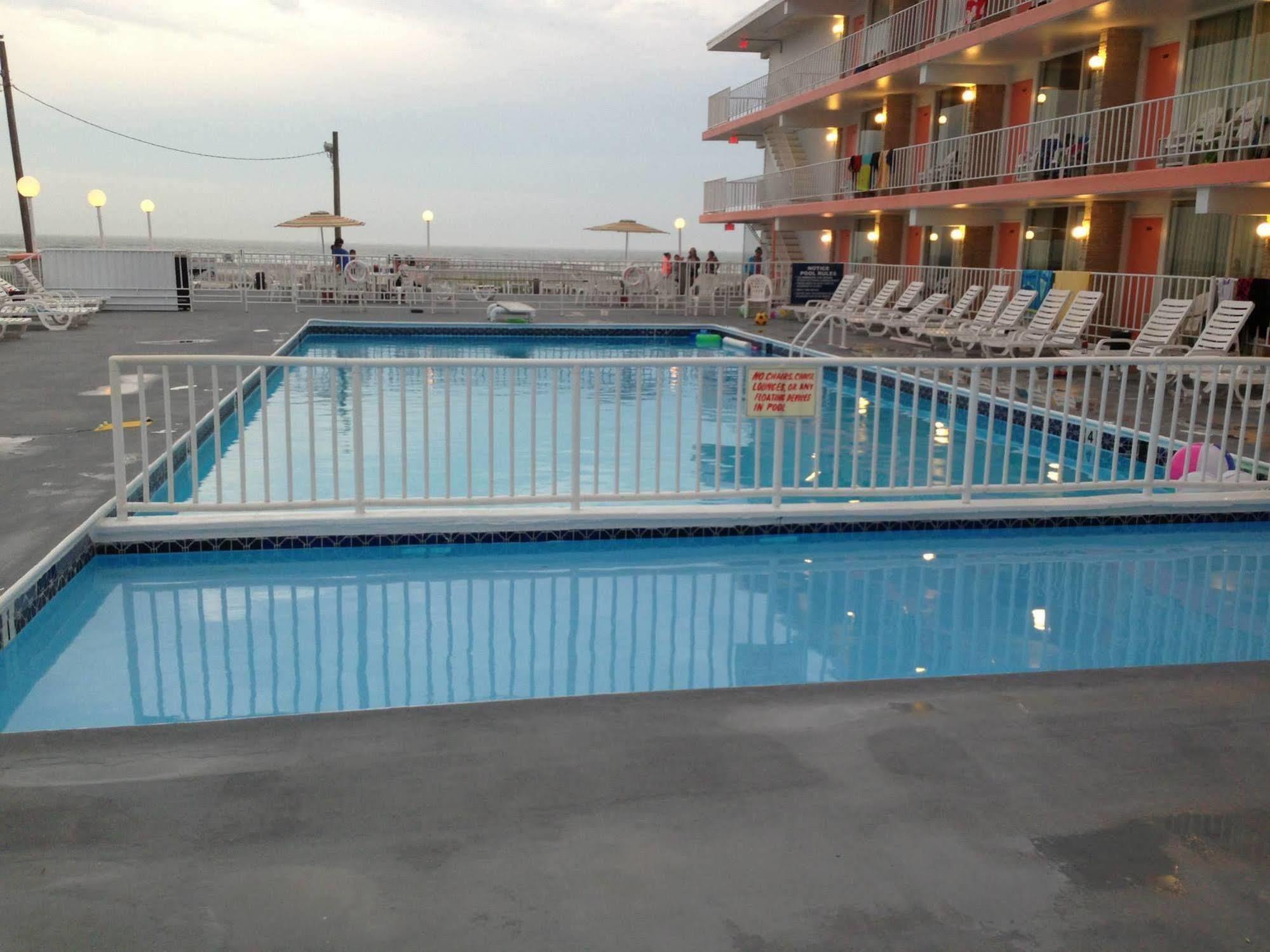 Olympic Island Beach Resort Уайлдвуд-Крест Экстерьер фото